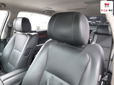 2014 - hyundai equus