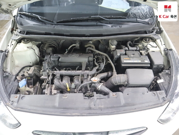 2015 - hyundai accent