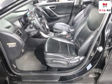 2011 - hyundai avante
