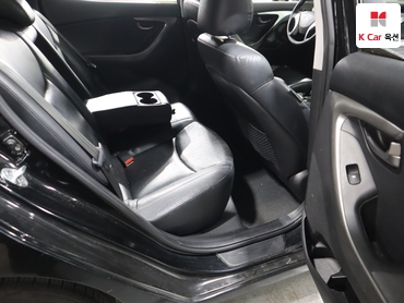 2011 - hyundai avante