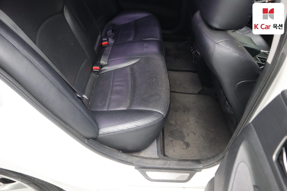 Hyundai Sonata - 29