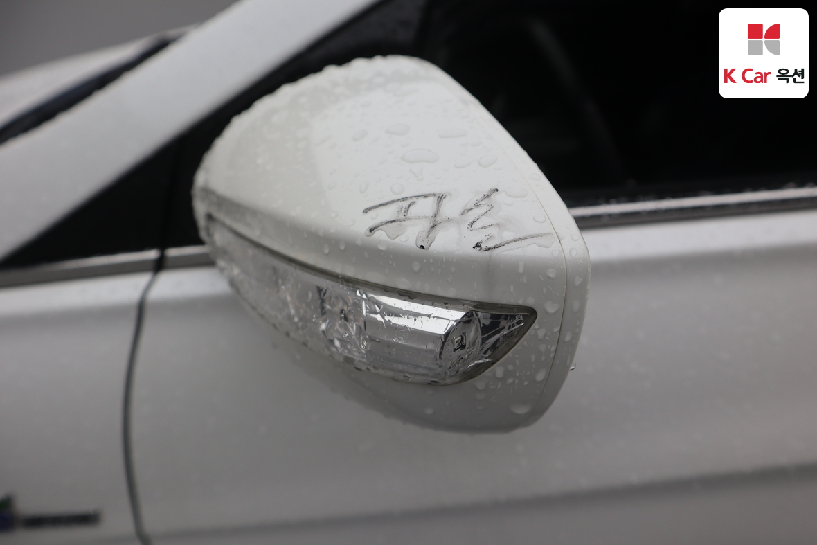 Hyundai Sonata - 40