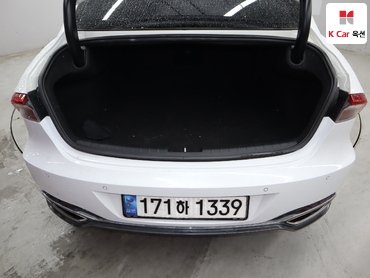 2022 - hyundai grandeur