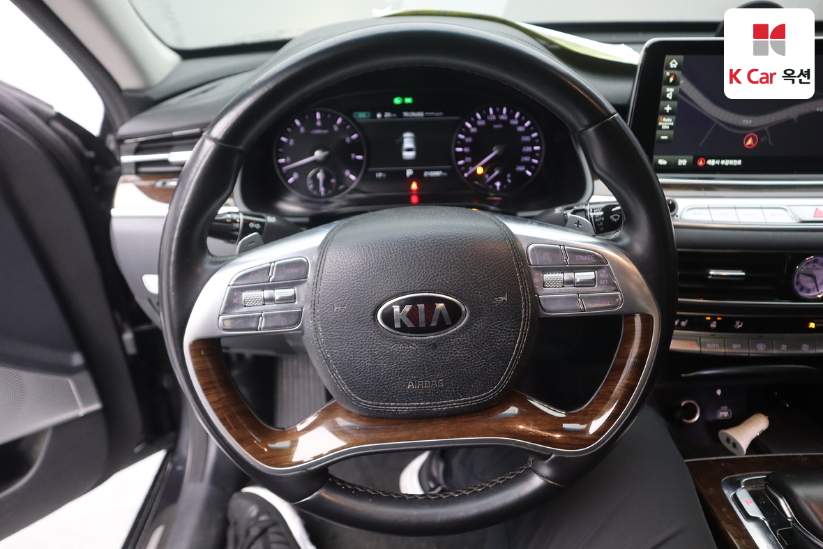 Kia K9 - 10
