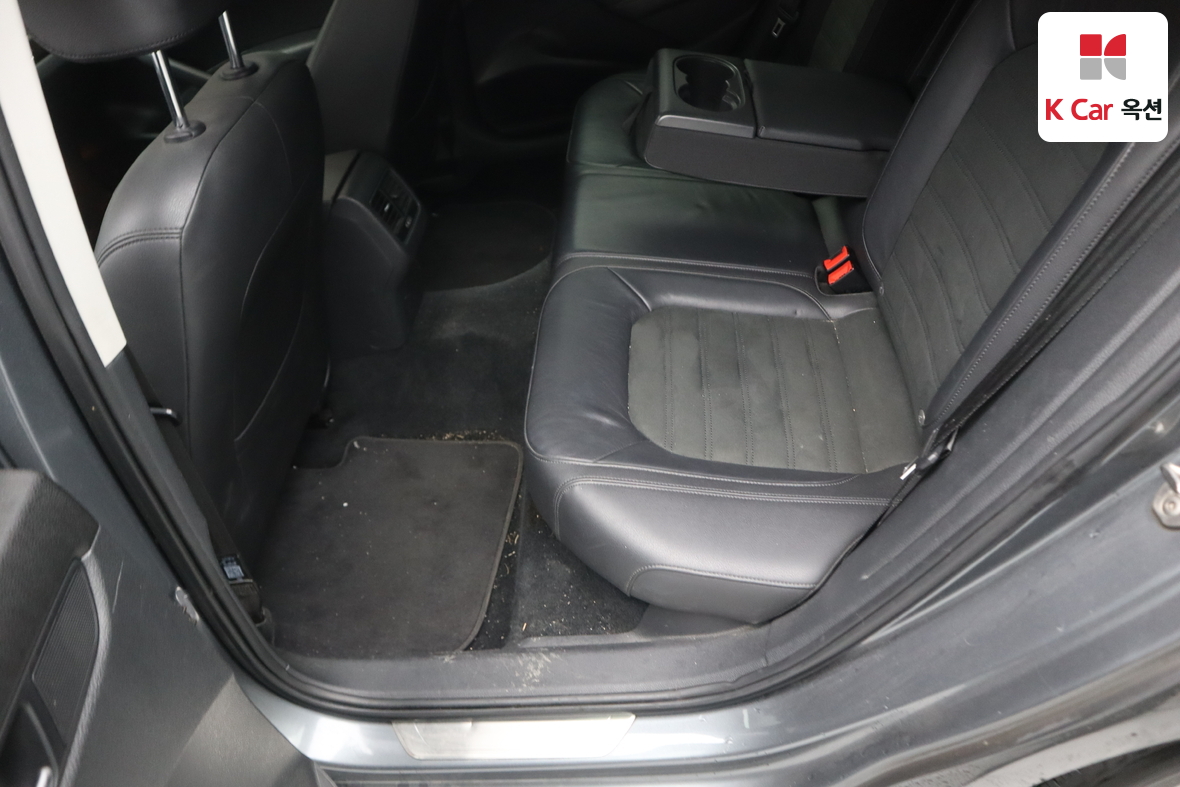 Volkswagen Passat - 22