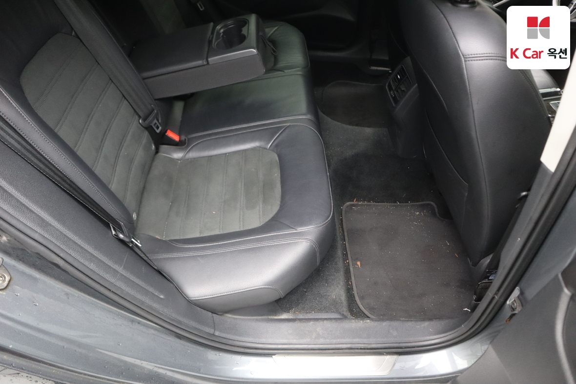 Volkswagen Passat - 29