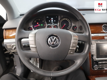 2013 - volkswagen phaeton