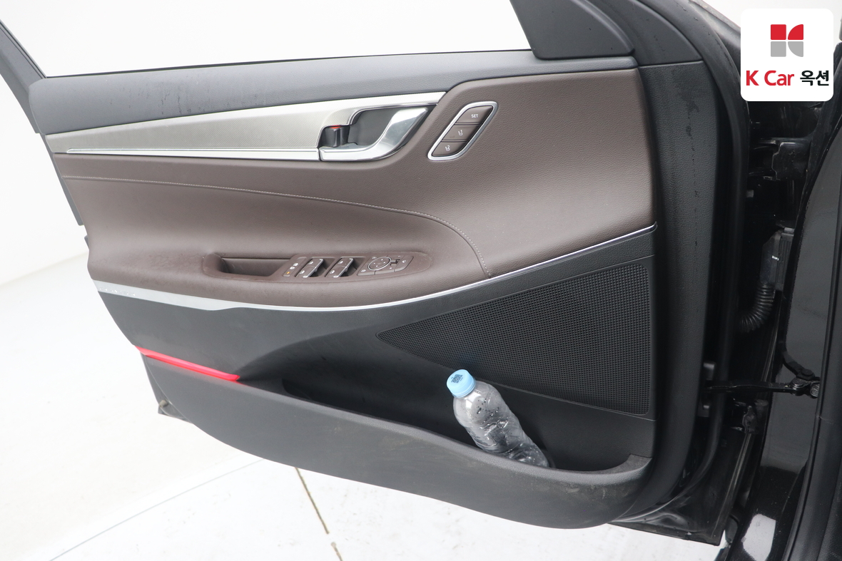 Hyundai Grandeur - 8