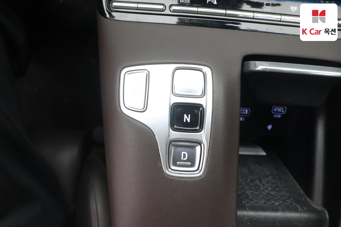 Hyundai Grandeur - 16