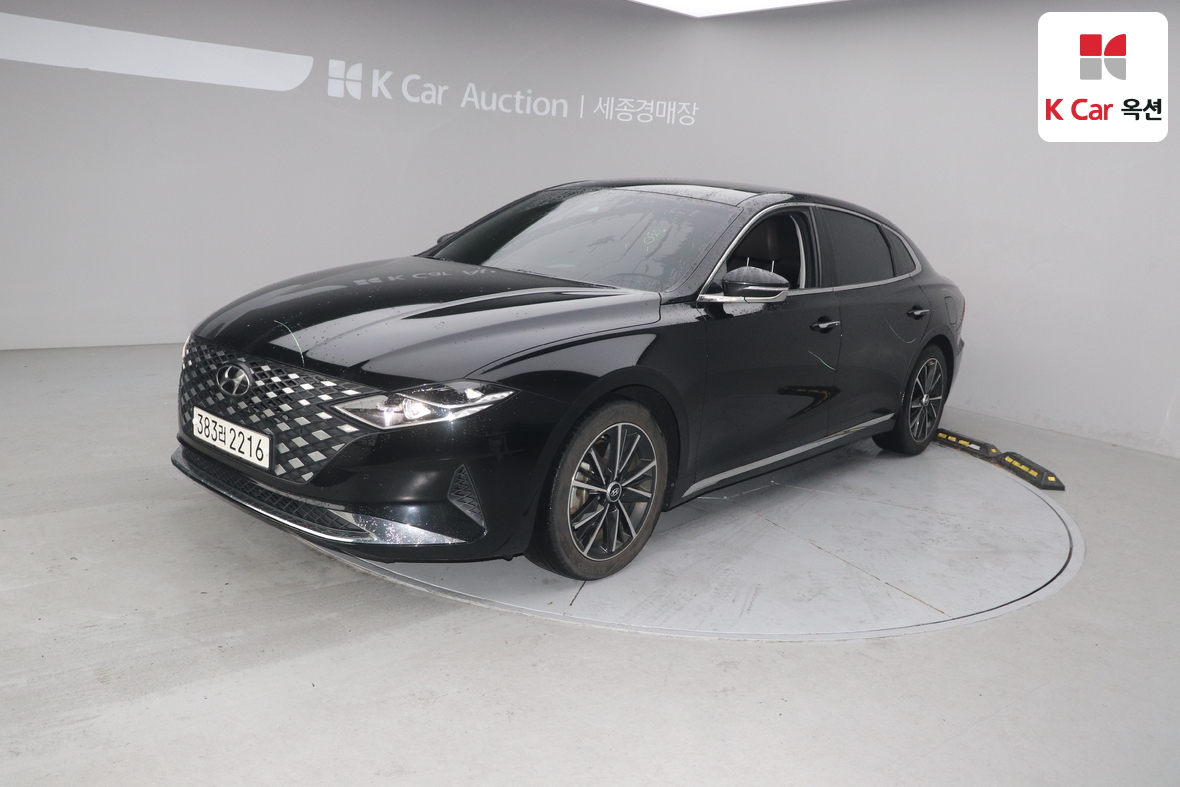 Hyundai Grandeur - 1