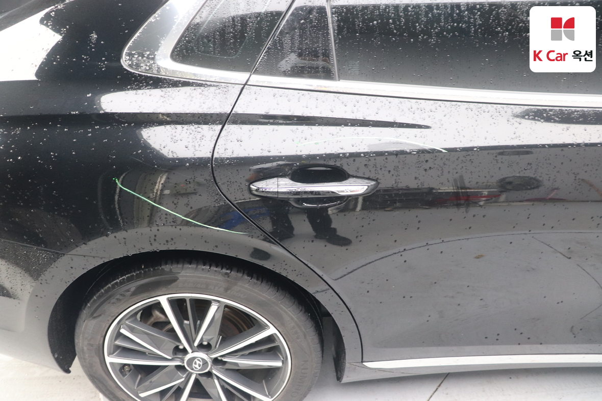 Hyundai Grandeur - 37