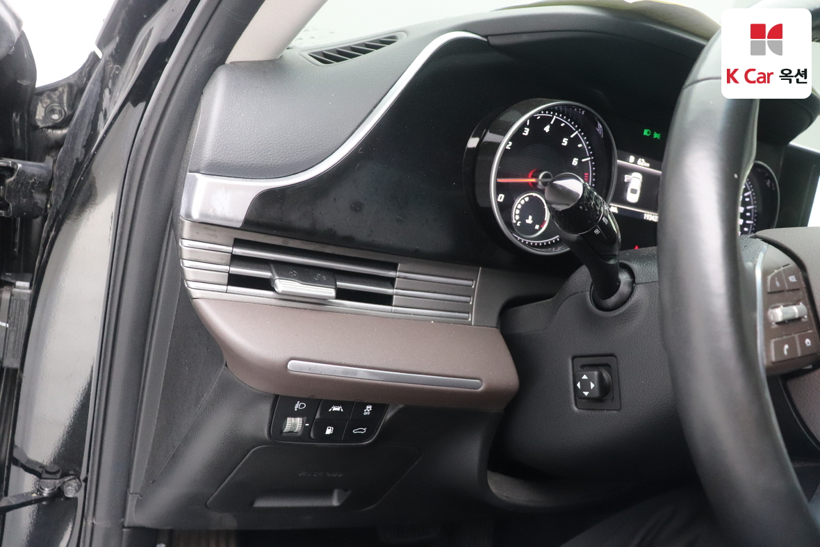 Hyundai Grandeur - 9