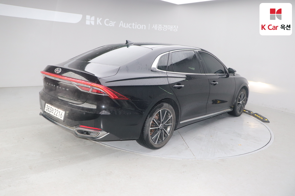 Hyundai Grandeur - 2