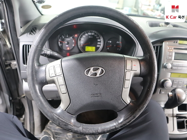 2014 - hyundai grand starex
