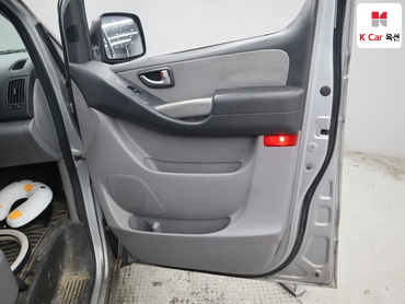2014 - hyundai grand starex
