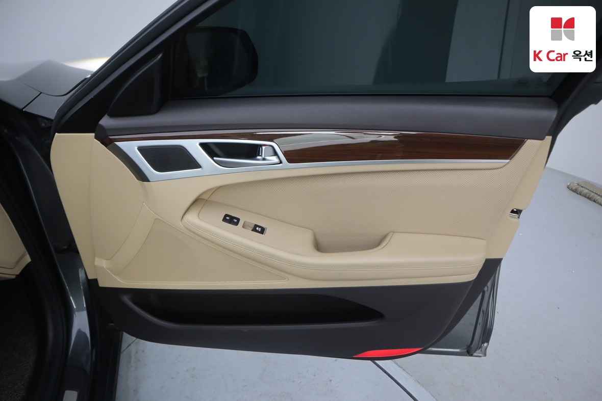 제네시스 G80 - 32