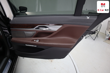 2016 - bmw m7
