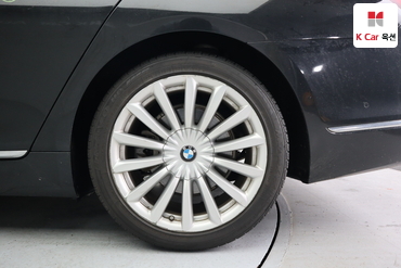 2016 - bmw m7