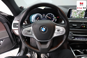 2016 - bmw m7