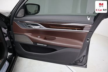 2016 - bmw m7
