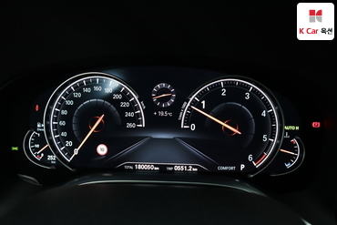 2016 - bmw m7