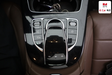 2017 - mercedes-benz e220d