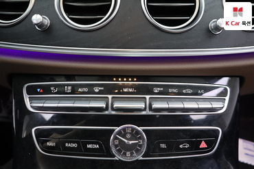 2017 - mercedes-benz e220d