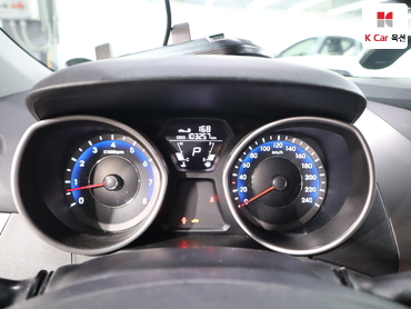 2011 - hyundai avante
