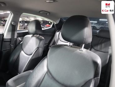 2011 - hyundai avante
