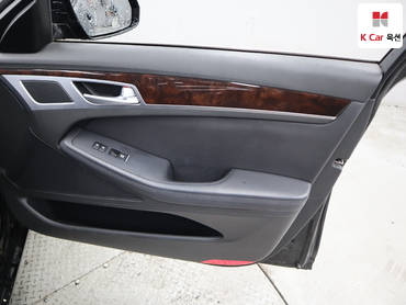 2016 - hyundai g330