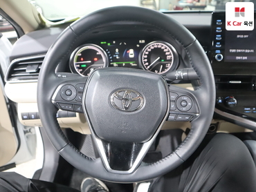 2022 - toyota camry