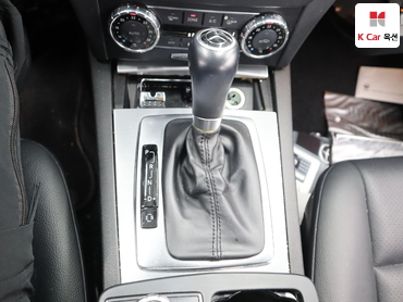 2012 - mercedes-benz c200