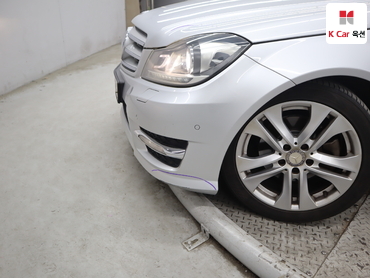 2012 - mercedes-benz c200