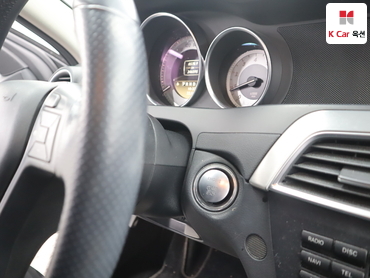 2012 - mercedes-benz c200