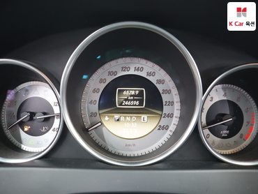 2012 - mercedes-benz c200