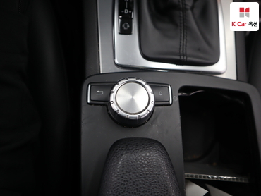 2012 - mercedes-benz c200