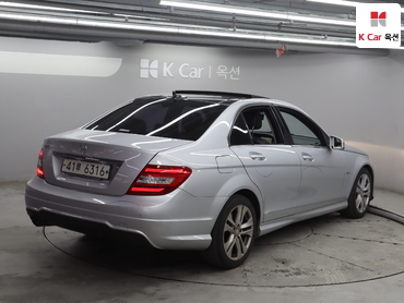 2012 - mercedes-benz c200