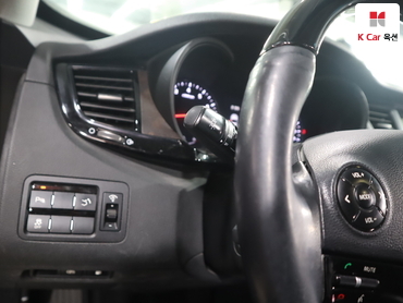2013 - kia k9