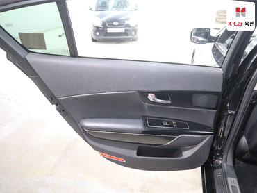 2013 - kia k9