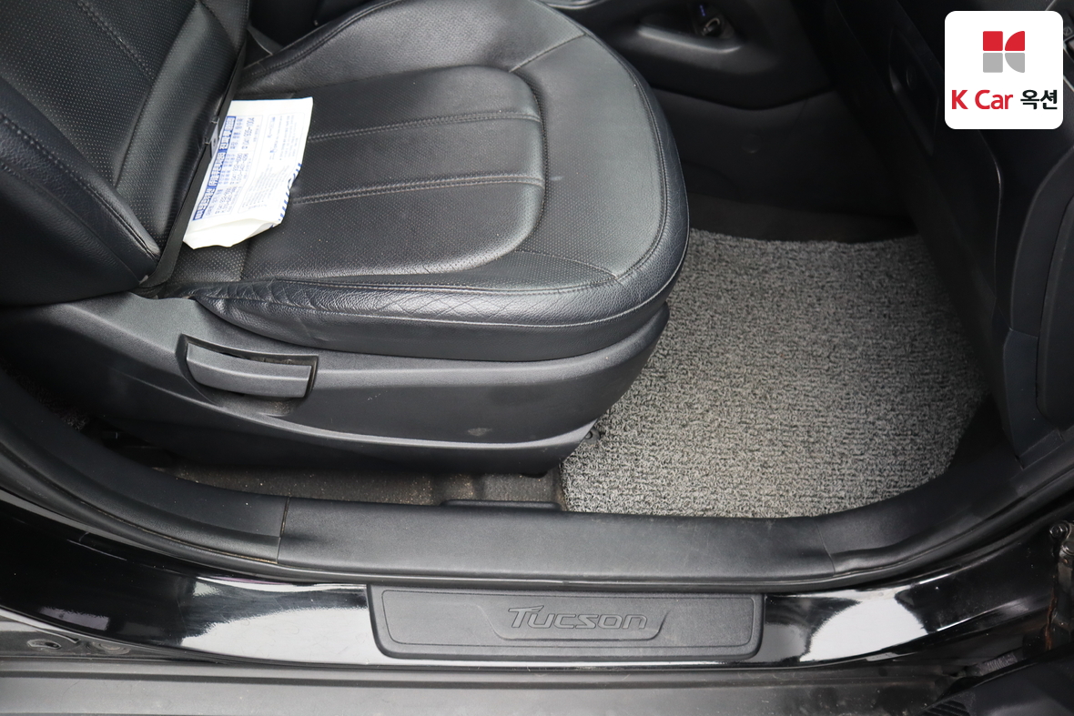 Hyundai Tucson - 30