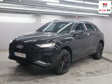 2022 - audi q8