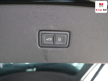 2022 - audi q8