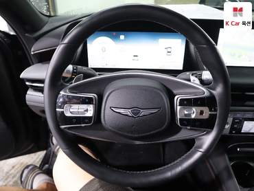 2023 - genesis g90