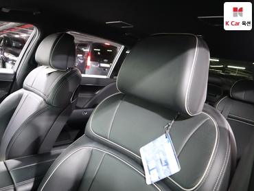 2023 - genesis g90
