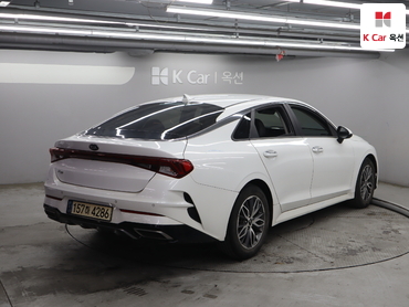 2021 - kia k5