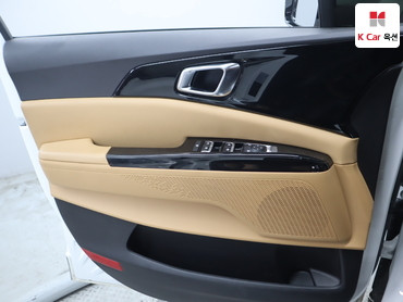 2023 - kia carnival