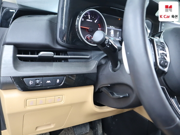 2023 - kia carnival