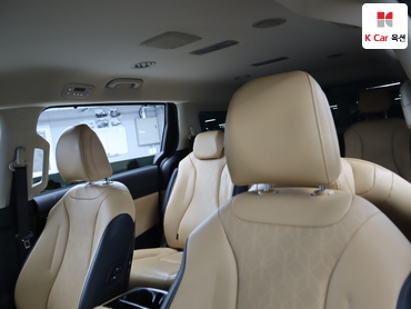 2023 - kia carnival