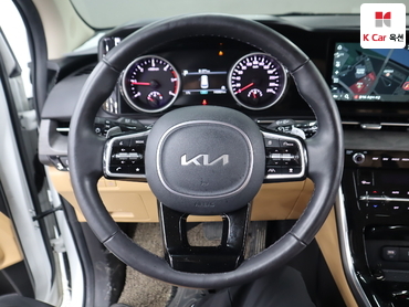 2023 - kia carnival