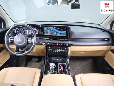 2023 - kia carnival